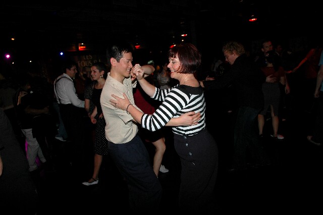 min 2007 11 10 fous swing 433